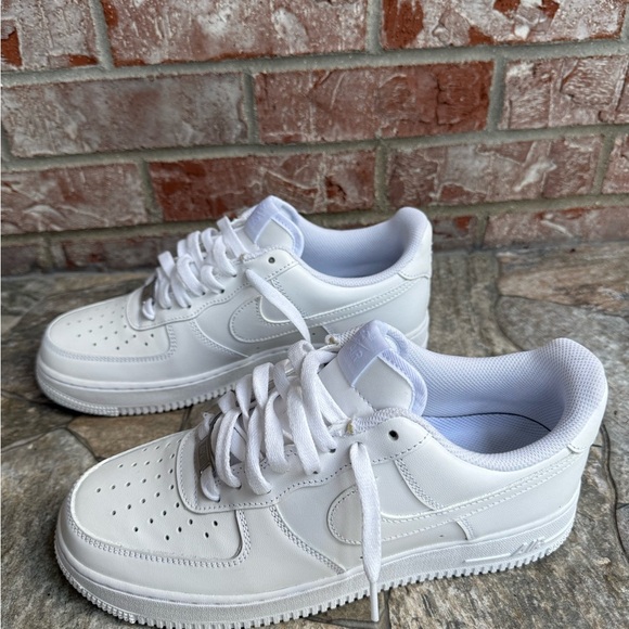 Nike Air Force 1s - Picture 2 of 6